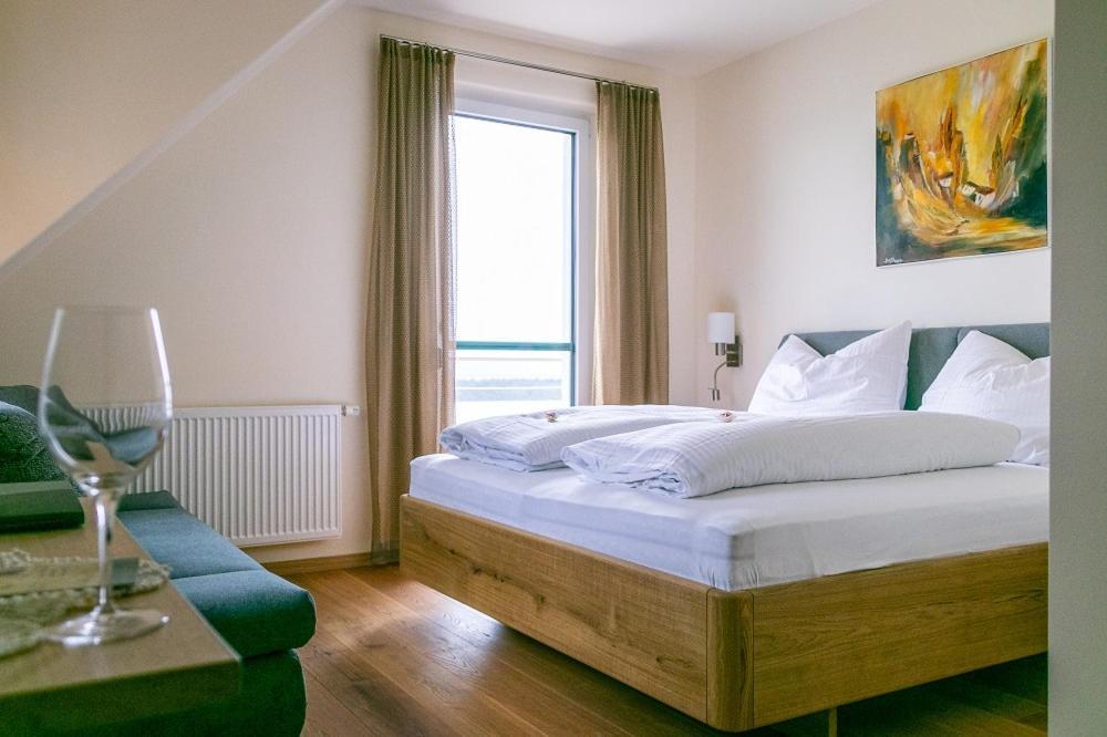 Weinhof Reichmann Bed & Breakfast Sankt Peter am Ottersbach Dış mekan fotoğraf